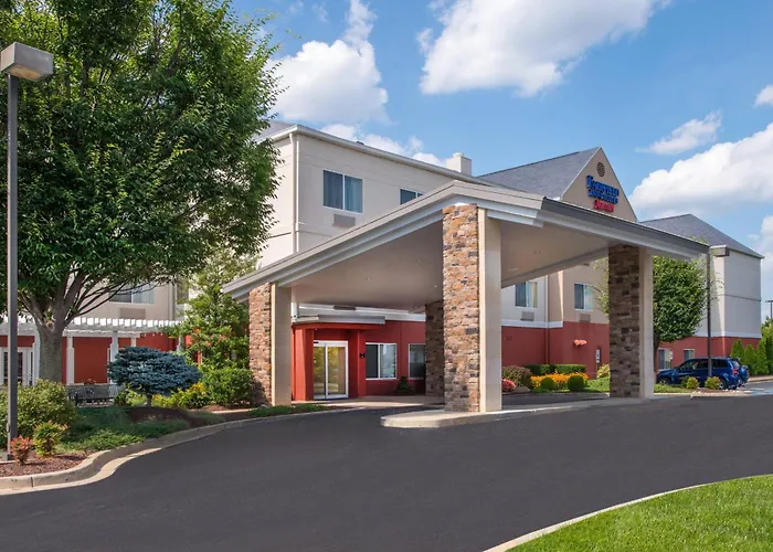 Fairfield Inn & Suites By Marriott Frederick