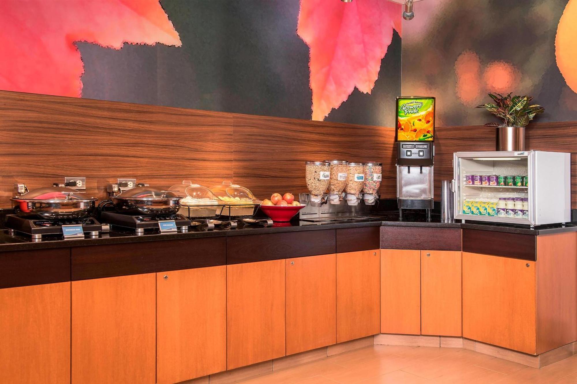 Fairfield & By Marriott Hotel 3*