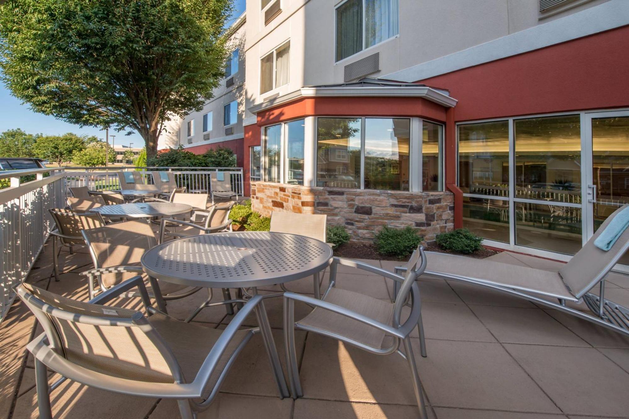 Fairfield & By Marriott Frederick