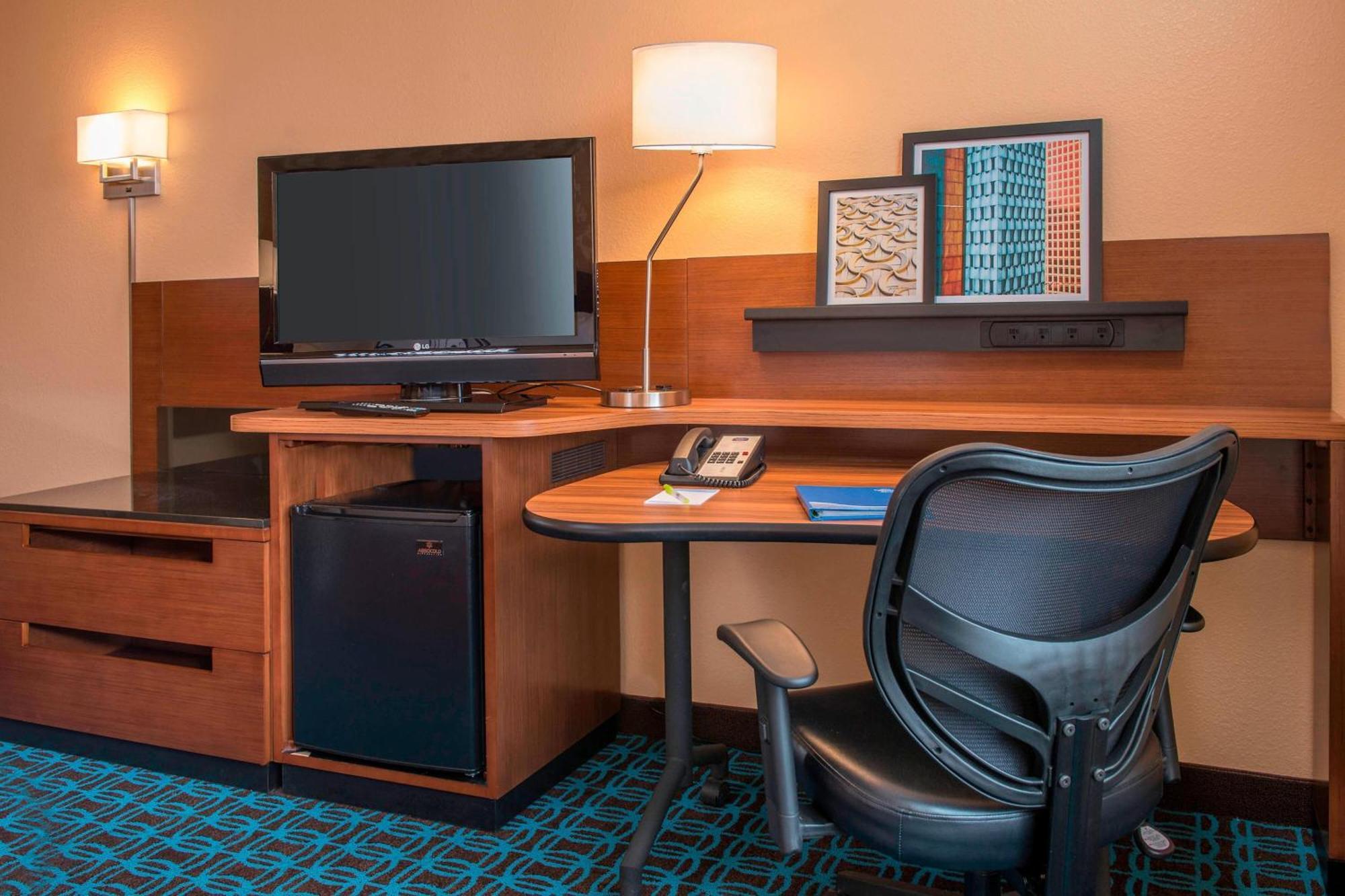 Fairfield & By Marriott Hotel 3*